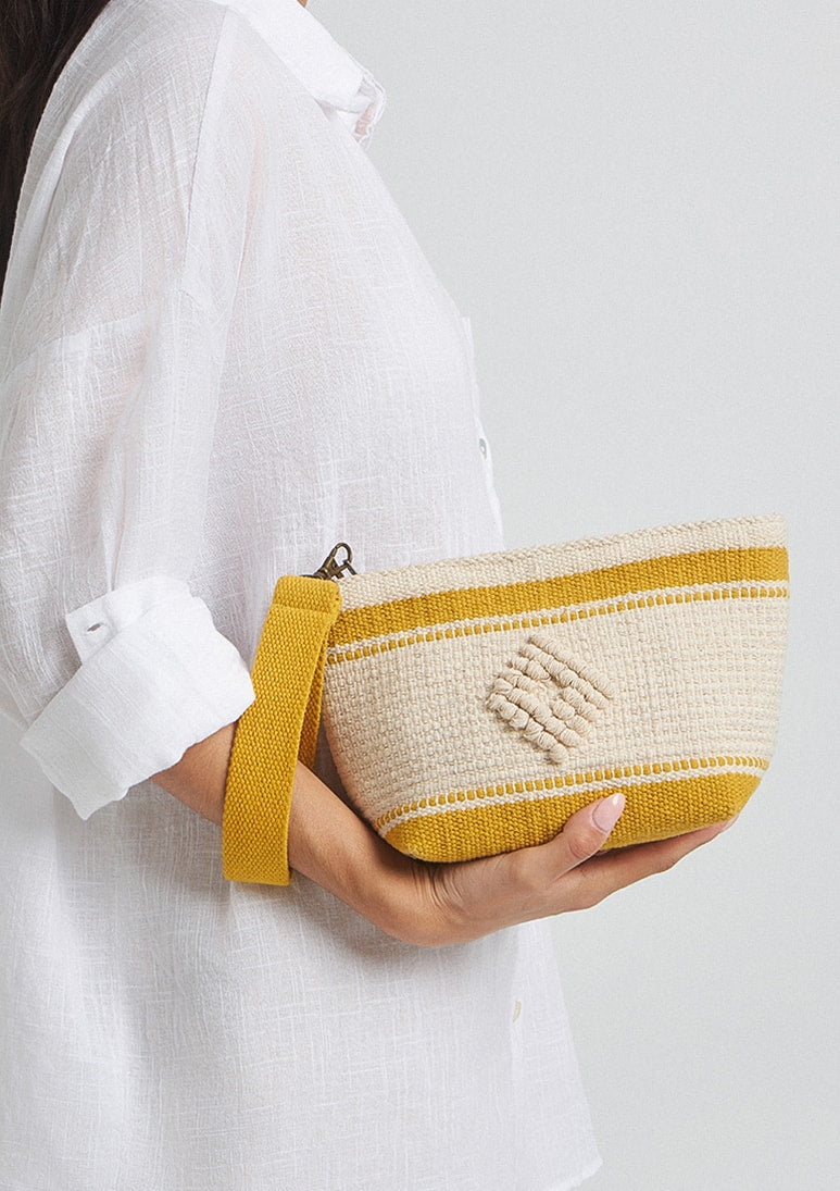 Manu mini clutch mustard / Pre-order