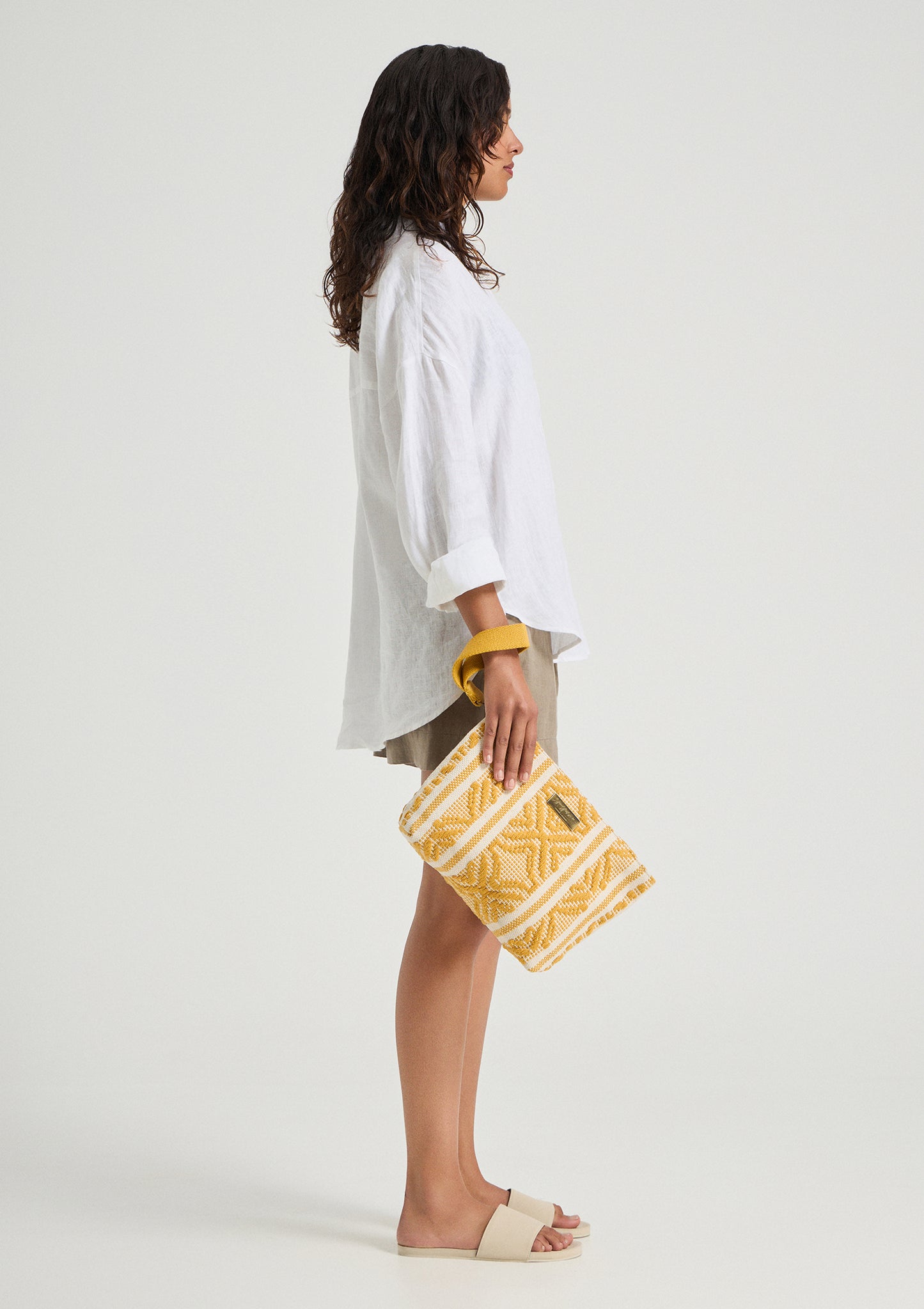 Sorrento midi clutch bag mustard / Pre-order
